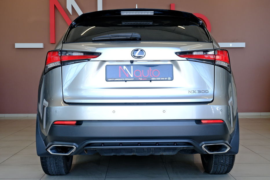 Продам Lexus NX 300 300 2018 года в Одессе