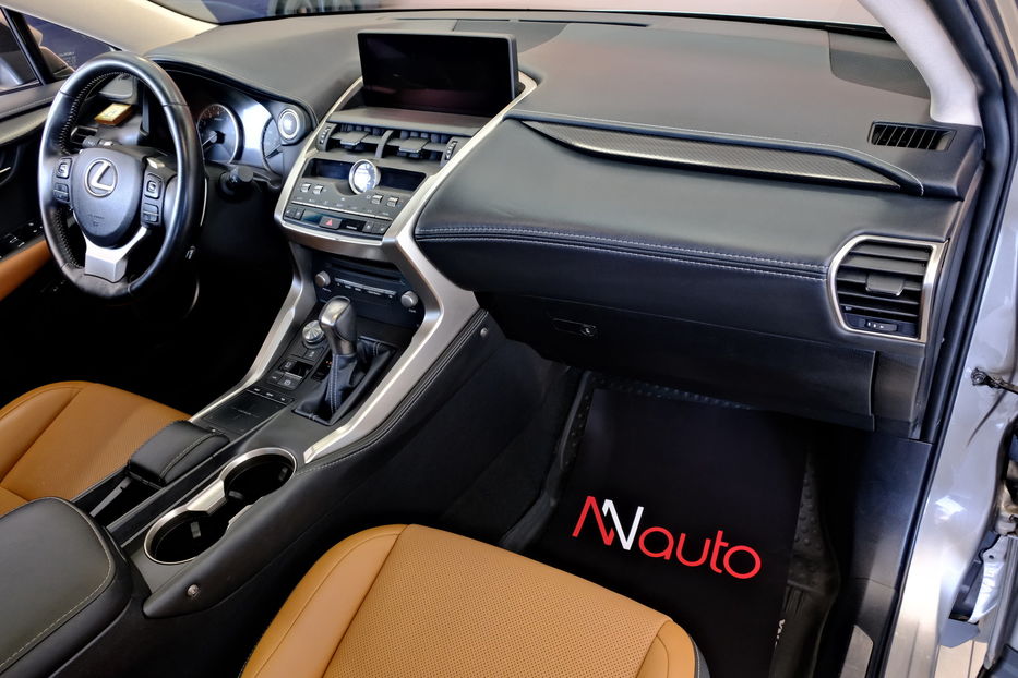 Продам Lexus NX 300 300 2018 года в Одессе