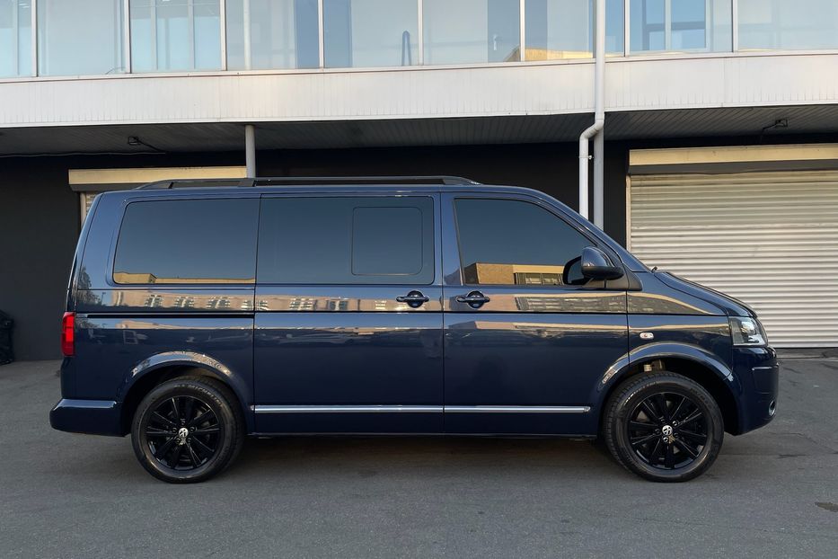 Продам Volkswagen Multivan 2.0TDI 4Motion 2015 года в Киеве