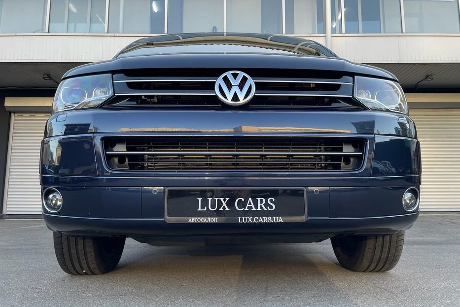 Продам Volkswagen Multivan 2.0TDI 4Motion 2015 года в Киеве