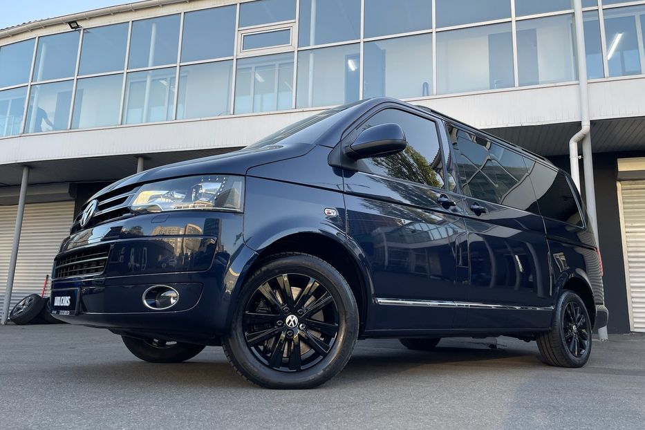 Продам Volkswagen Multivan 2.0TDI 4Motion 2015 года в Киеве