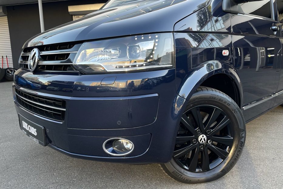 Продам Volkswagen Multivan 2.0TDI 4Motion 2015 года в Киеве