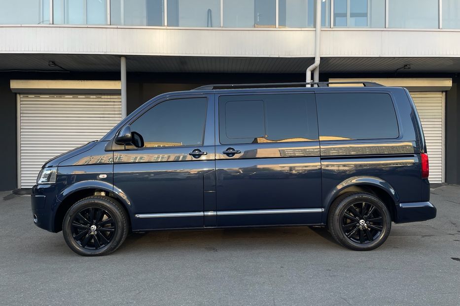 Продам Volkswagen Multivan 2.0TDI 4Motion 2015 года в Киеве