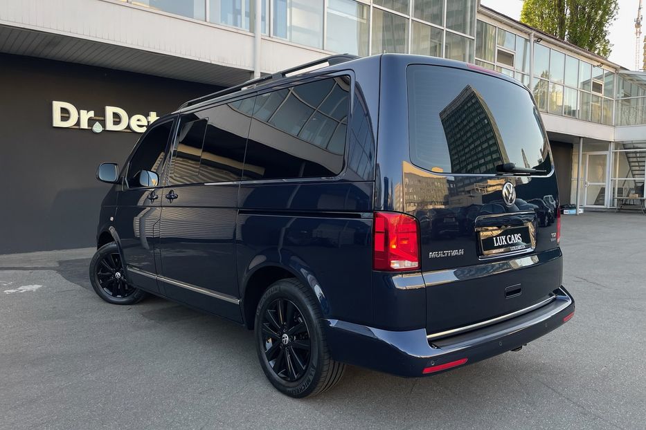 Продам Volkswagen Multivan 2.0TDI 4Motion 2015 года в Киеве