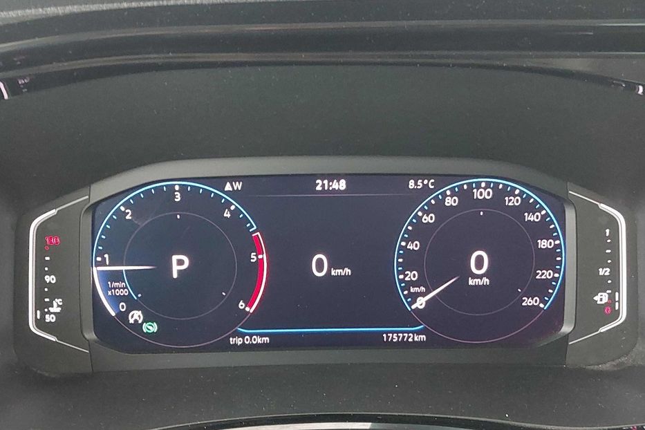 Продам Volkswagen Multivan Edition 146kw  2020 года в Луцке