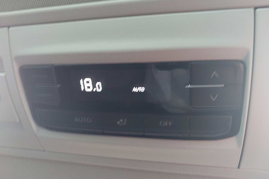 Продам Volkswagen Multivan Edition 146kw  2020 года в Луцке