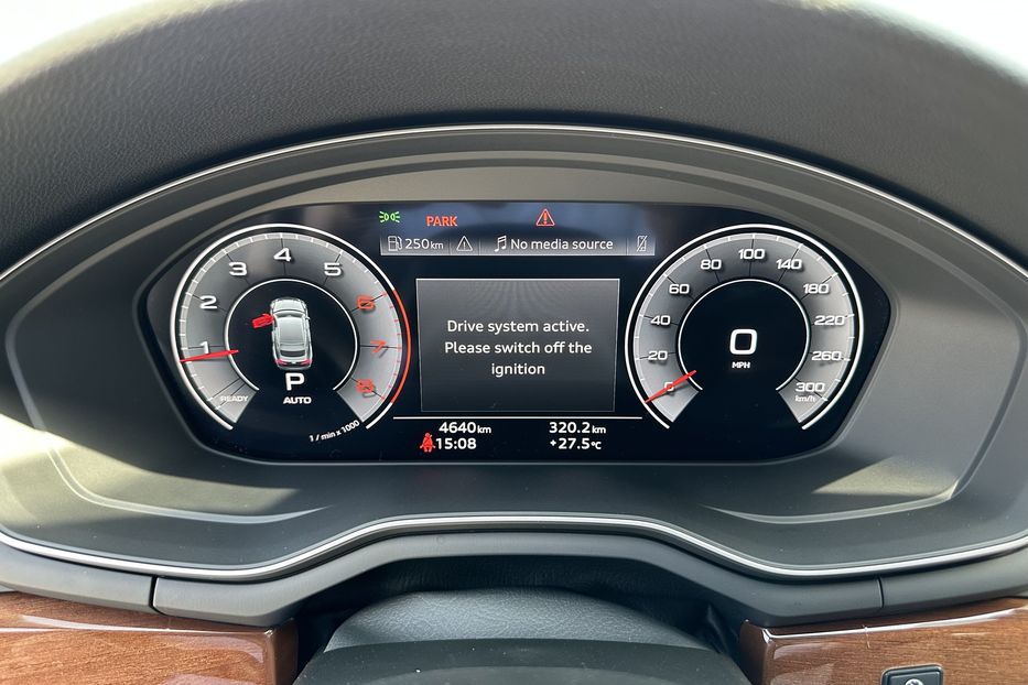 Продам Audi A5 Quattro 2023 года в Киеве
