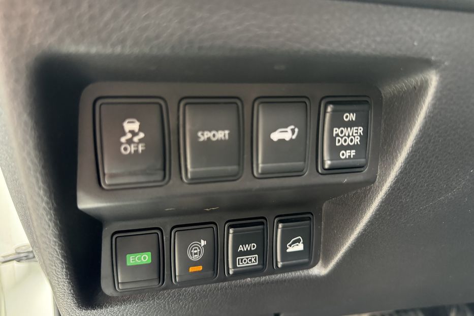 Продам Nissan Rogue 2015 года в Одессе