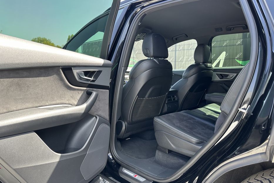 Продам Audi Q7 Quattro S-Line 2016 года в Киеве