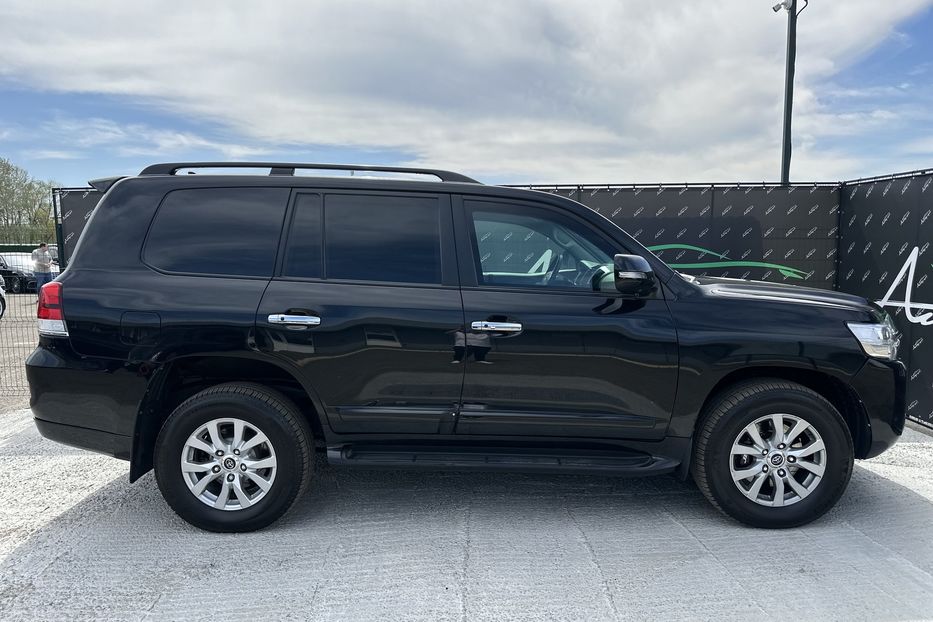 Продам Toyota Land Cruiser 200 Guard B6+ 2014 года в Киеве
