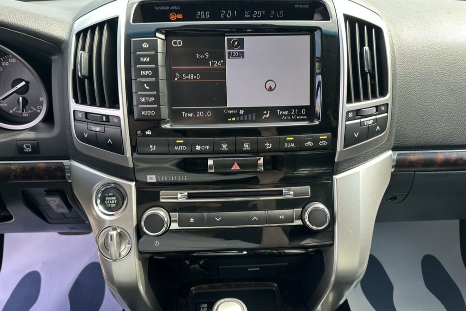 Продам Toyota Land Cruiser 200 Guard B6+ 2014 года в Киеве