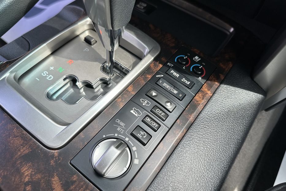 Продам Toyota Land Cruiser 200 Guard B6+ 2014 года в Киеве