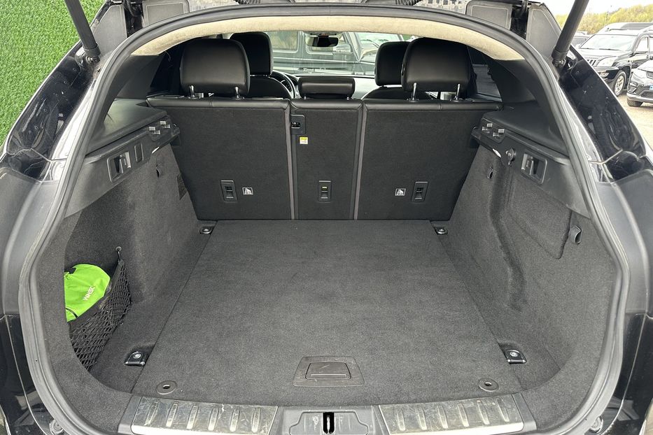 Продам Jaguar F-Pace AWD 2018 года в Киеве