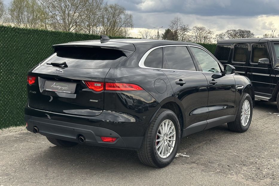 Продам Jaguar F-Pace AWD 2018 года в Киеве