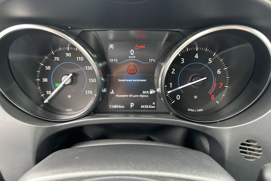Продам Jaguar F-Pace AWD 2018 года в Киеве