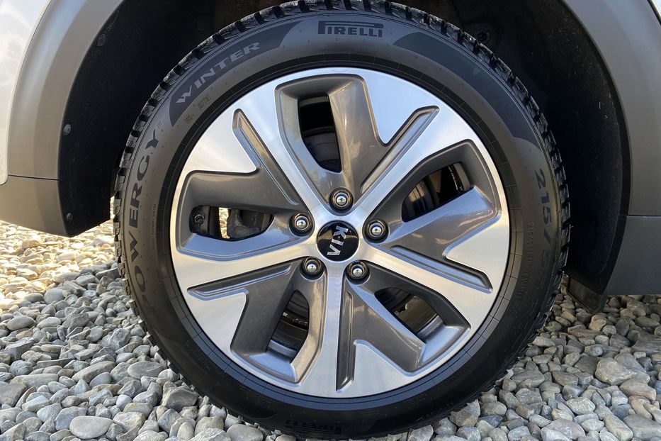 Продам Kia Niro 64кВтТепловийПдгрівсиідньКерма 2020 года в Львове