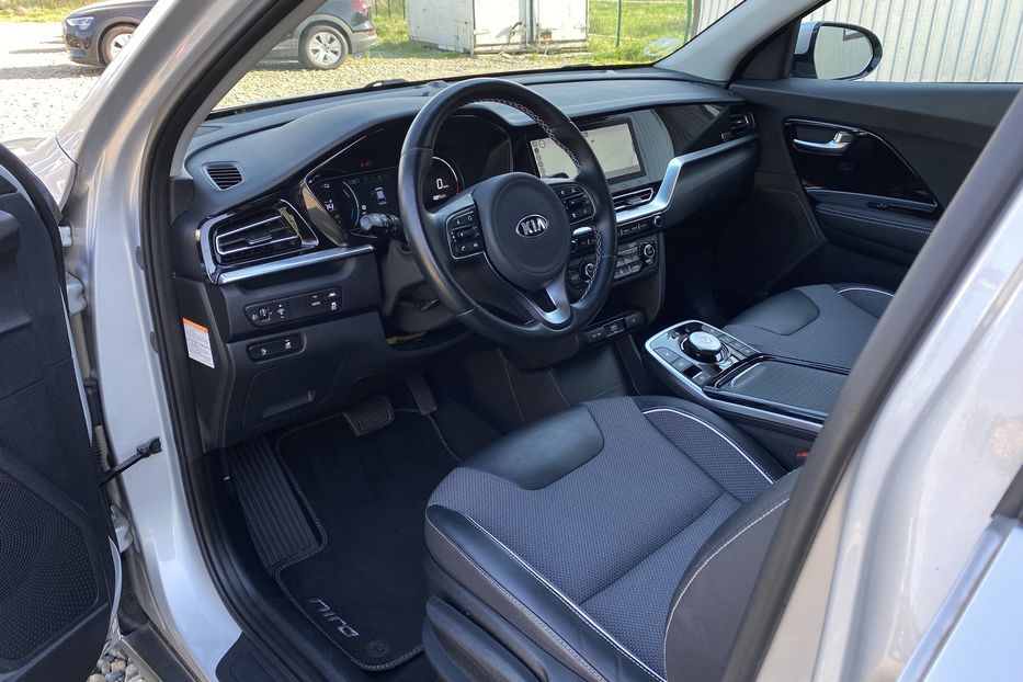 Продам Kia Niro 64кВтТепловийПдгрівсиідньКерма 2020 года в Львове
