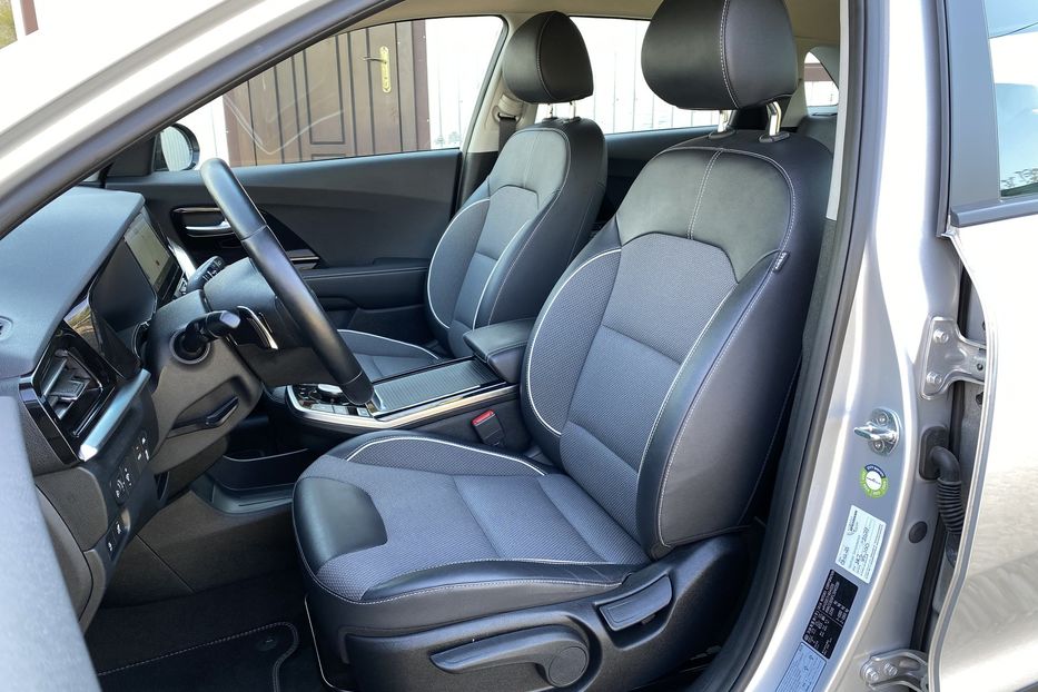 Продам Kia Niro 64кВтТепловийПдгрівсиідньКерма 2020 года в Львове