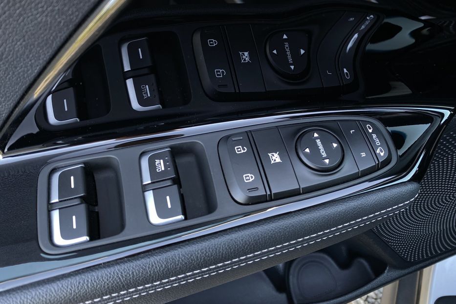 Продам Kia Niro 64кВтТепловийПдгрівсиідньКерма 2020 года в Львове