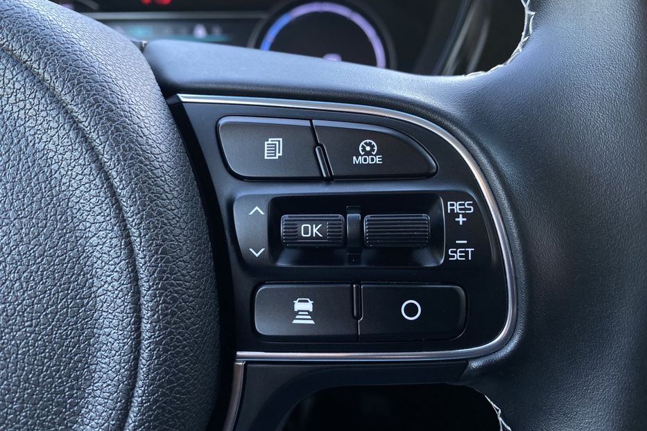 Продам Kia Niro 64кВтТепловийПдгрівсиідньКерма 2020 года в Львове