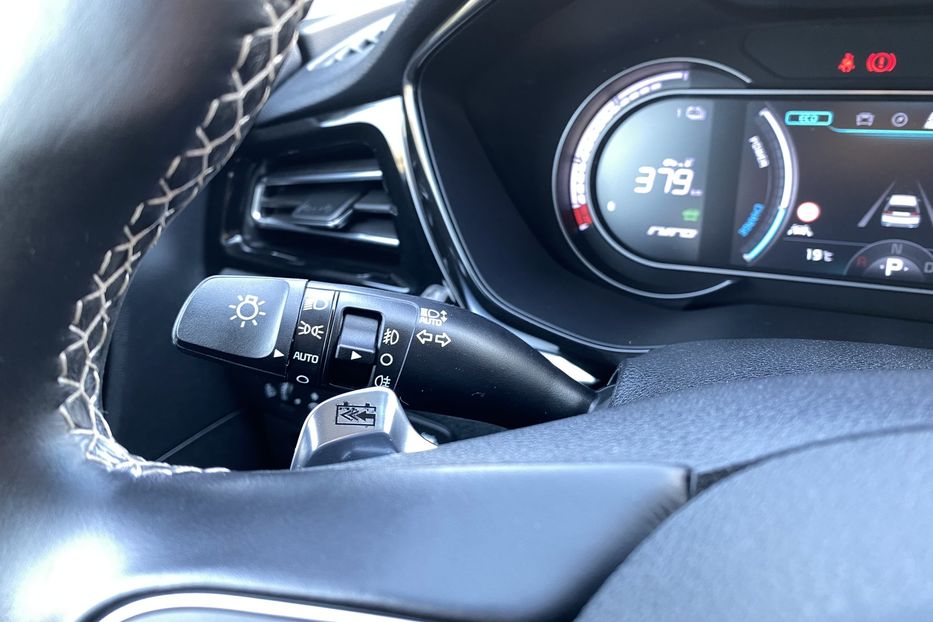 Продам Kia Niro 64кВтТепловийПдгрівсиідньКерма 2020 года в Львове