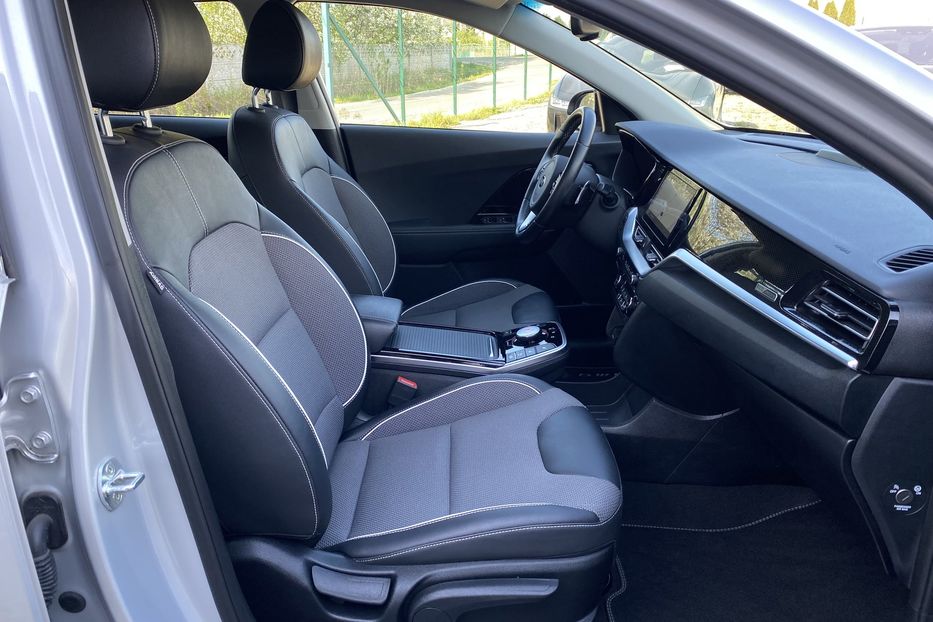 Продам Kia Niro 64кВтТепловийПдгрівсиідньКерма 2020 года в Львове
