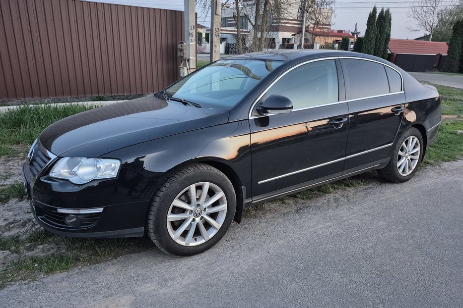 Продам Volkswagen Passat B6 Офіційна 2010 года в Киеве