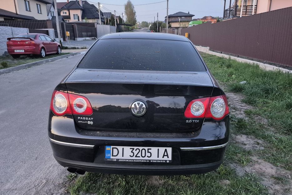 Продам Volkswagen Passat B6 Офіційна 2010 года в Киеве