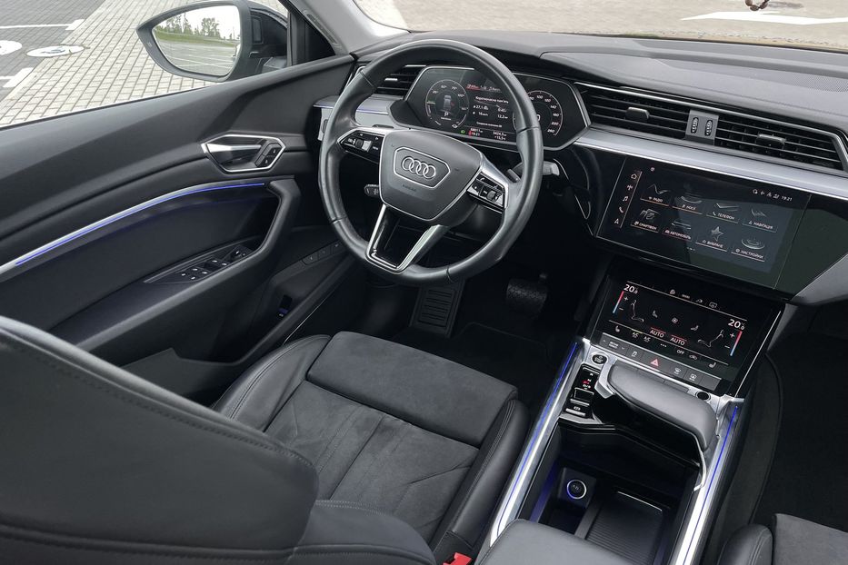 Продам Audi E-Tron 55 Sportback S Line м.ЛЬВІВ 2021 года в Львове