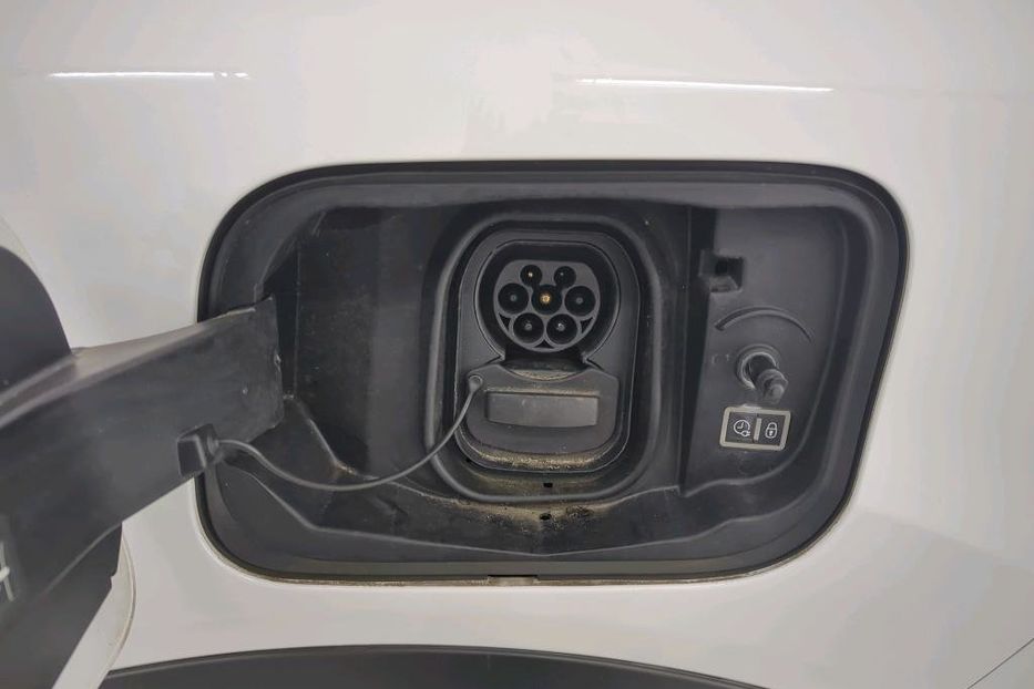 Продам Citroen C4 EV  2022 года в Львове