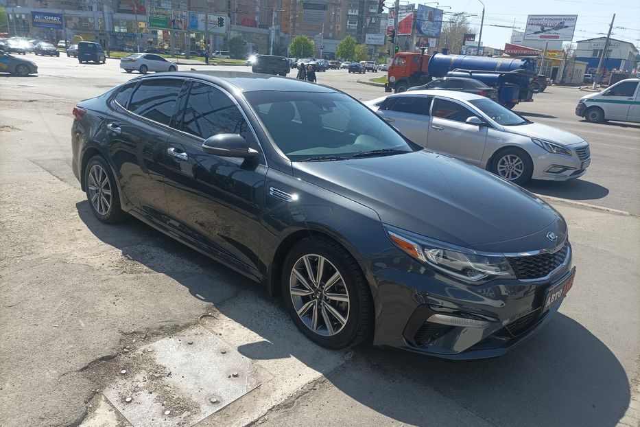 Продам Kia Optima ех 2018 года в Одессе