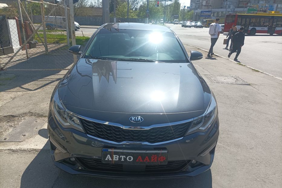Продам Kia Optima ех 2018 года в Одессе