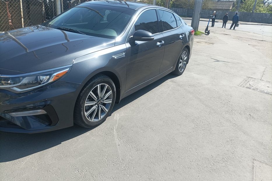 Продам Kia Optima ех 2018 года в Одессе