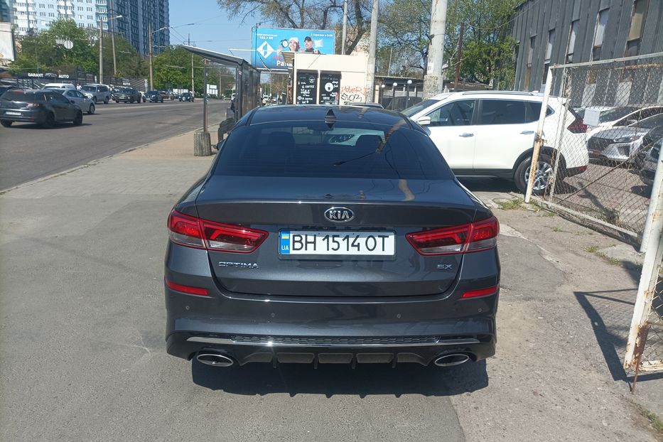 Продам Kia Optima ех 2018 года в Одессе