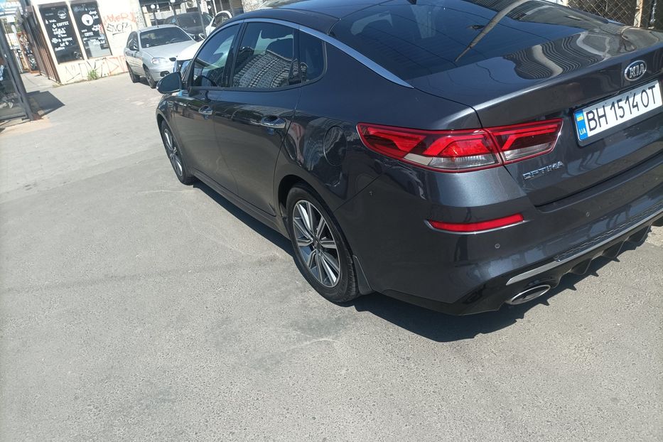 Продам Kia Optima ех 2018 года в Одессе