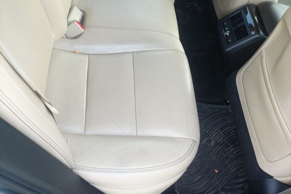 Продам Toyota Avalon максимал 2013 года в Одессе
