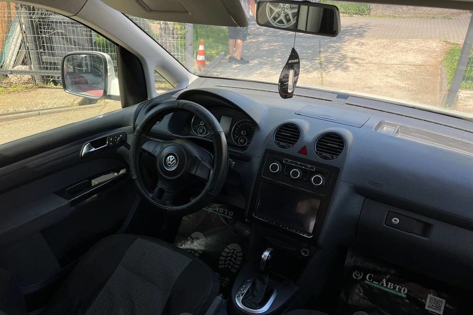 Продам Volkswagen Caddy пасс. 2010 года в Черновцах