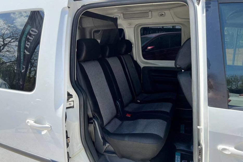 Продам Volkswagen Caddy пасс. 2010 года в Черновцах