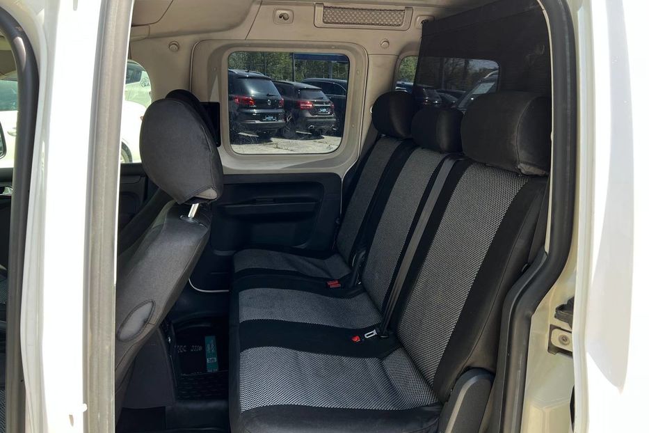 Продам Volkswagen Caddy пасс. 2010 года в Черновцах