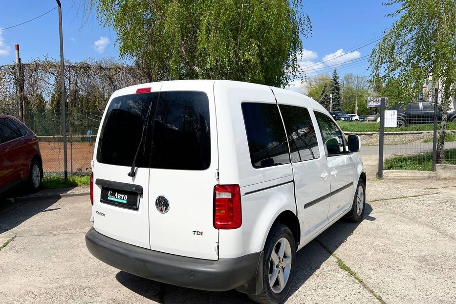Продам Volkswagen Caddy пасс. 2010 года в Черновцах