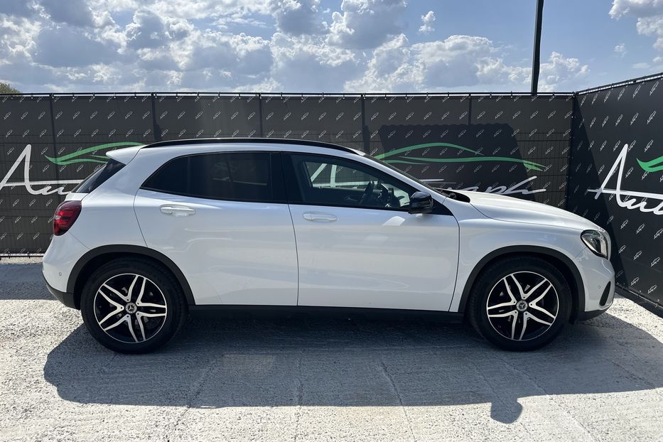 Продам Mercedes-Benz GLA-Class 180 2019 года в Киеве