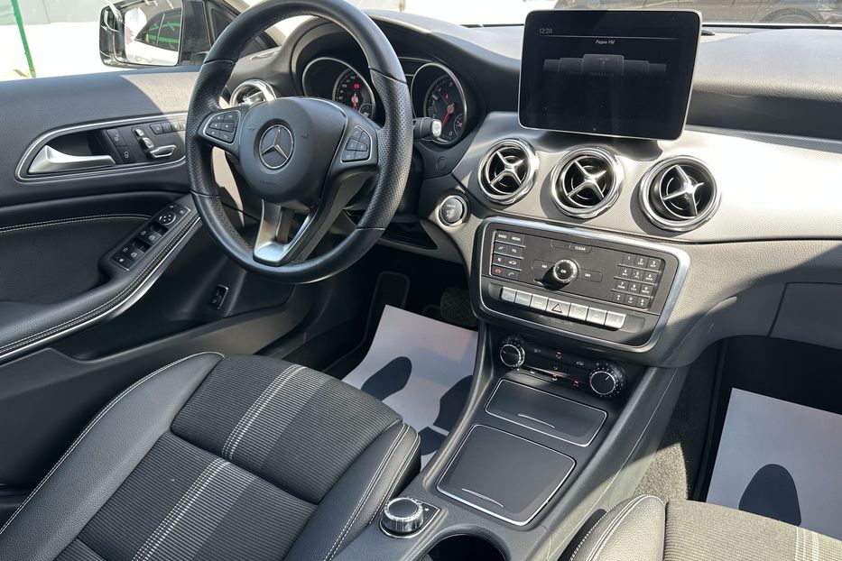 Продам Mercedes-Benz GLA-Class 180 2019 года в Киеве