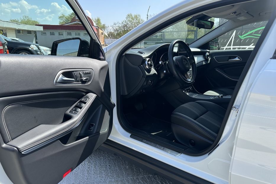 Продам Mercedes-Benz GLA-Class 180 2019 года в Киеве