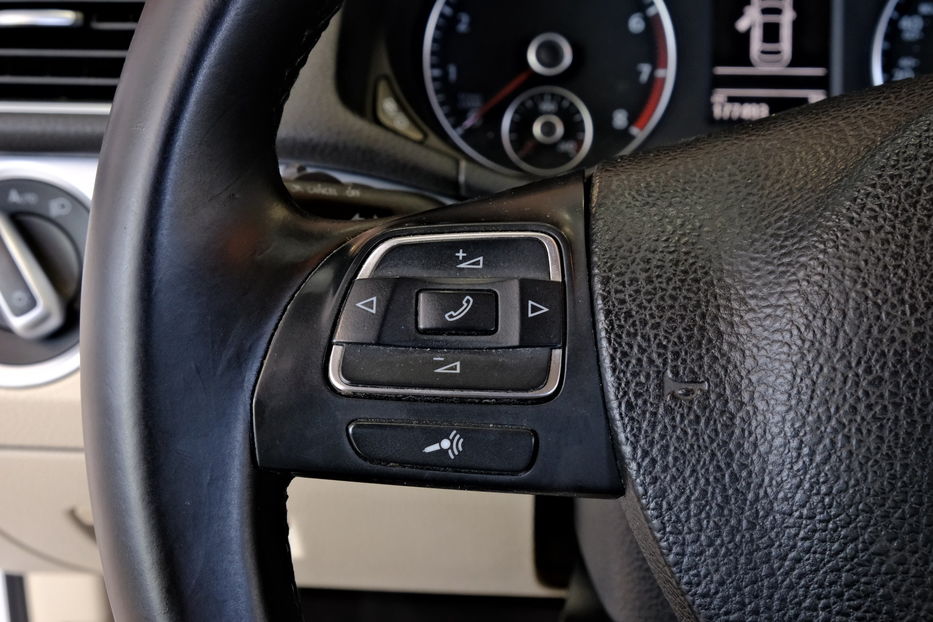 Продам Volkswagen Passat B7 NMS 2014 года в Одессе