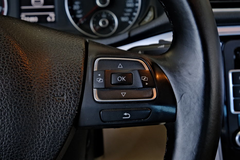 Продам Volkswagen Passat B7 NMS 2014 года в Одессе