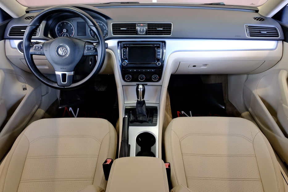 Продам Volkswagen Passat B7 NMS 2014 года в Одессе