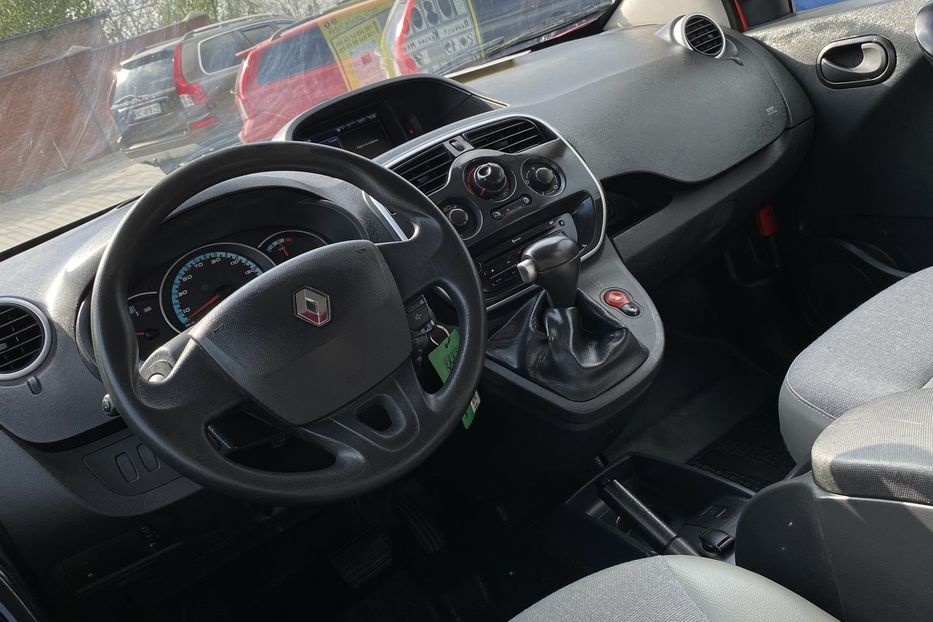Продам Renault Kangoo пасс. 2019 года в Луцке
