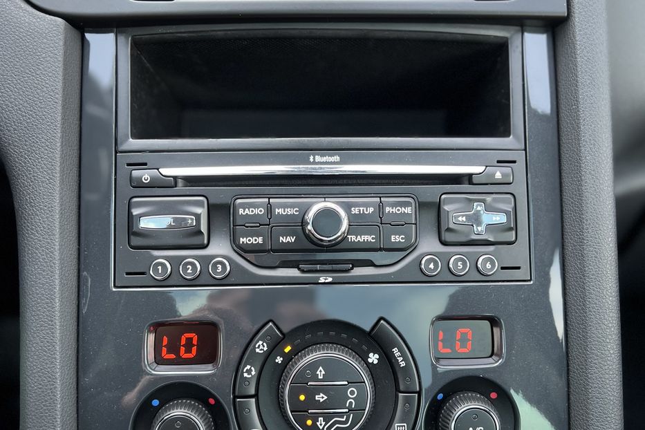Продам Peugeot 5008 7mest PANORAMA R17 2010 года в Тернополе