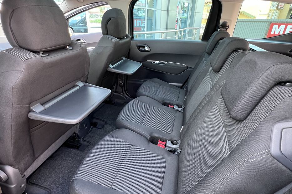 Продам Peugeot 5008 7mest PANORAMA R17 2010 года в Тернополе