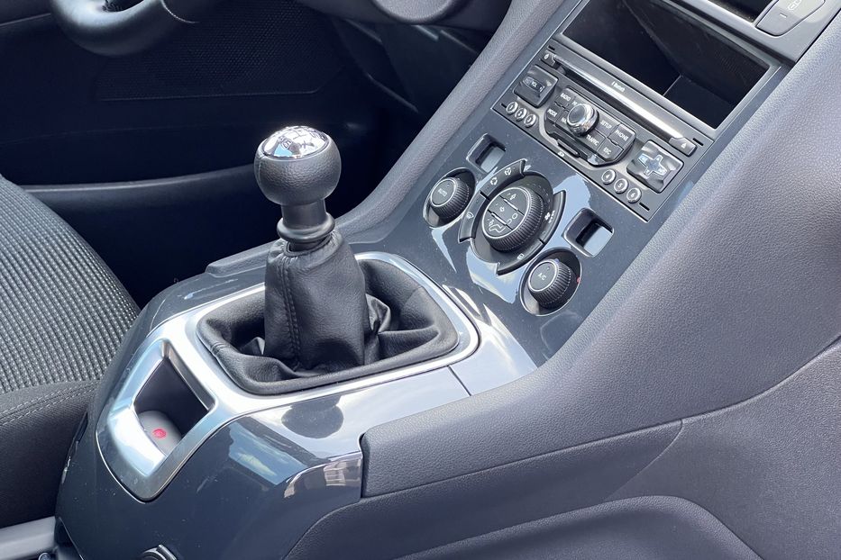 Продам Peugeot 5008 7mest PANORAMA R17 2010 года в Тернополе